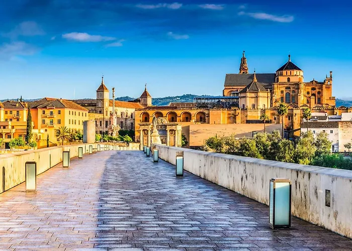 *New* Cerca De La Mezquita