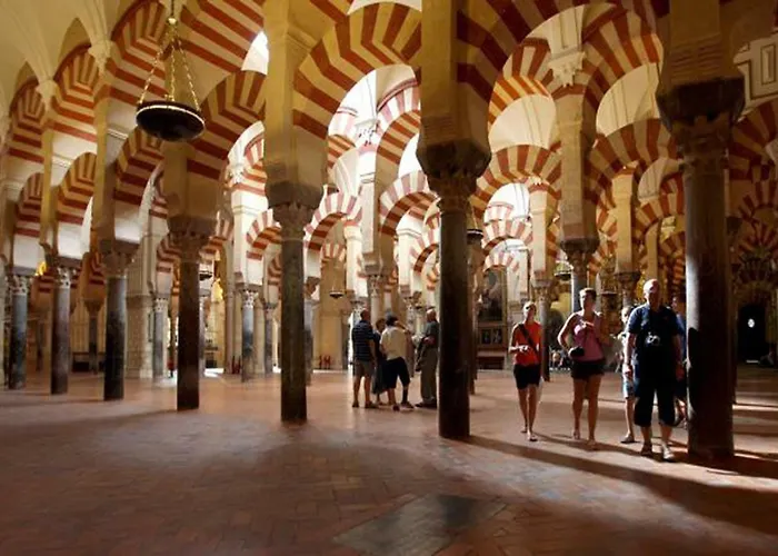 *New* Cerca De La Mezquita